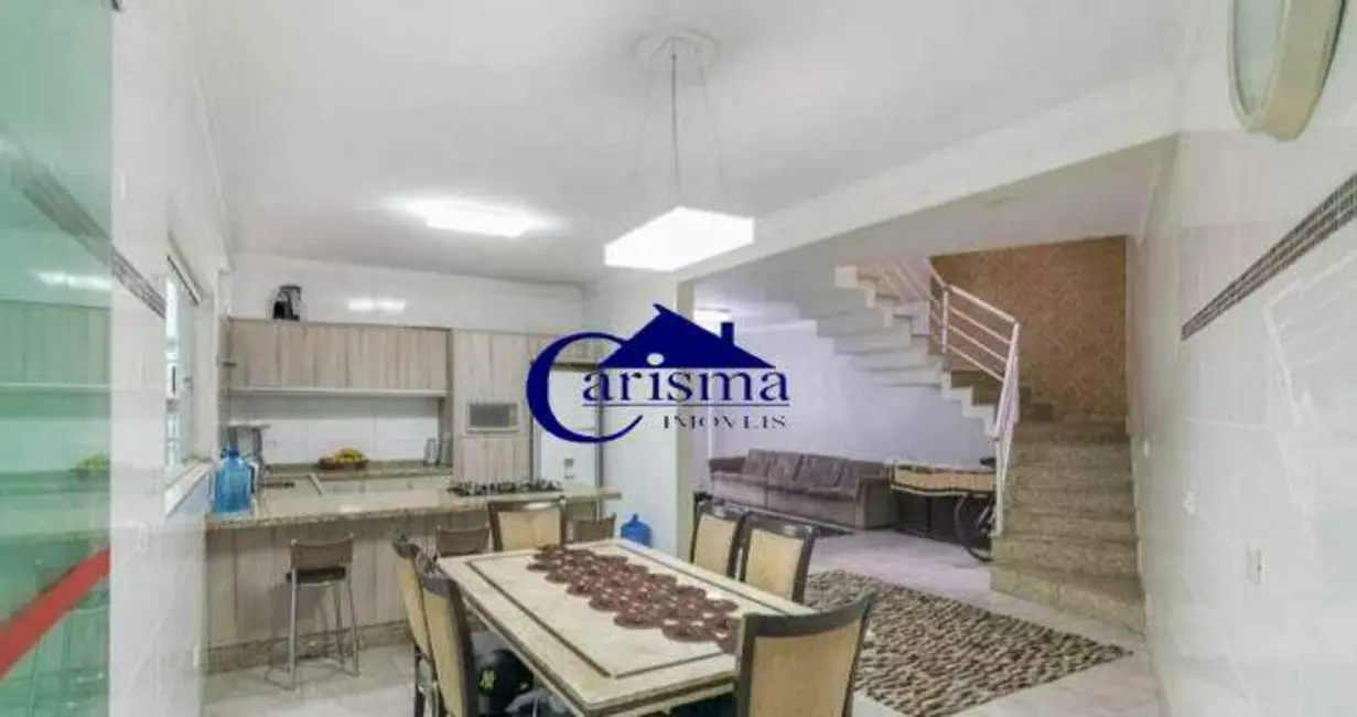 Foto 9 de Sobrado com 3 quartos para alugar, 266m2 em Vila Alzira, Santo Andre - SP