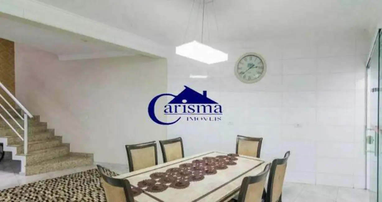 Foto 8 de Sobrado com 3 quartos para alugar, 266m2 em Vila Alzira, Santo Andre - SP