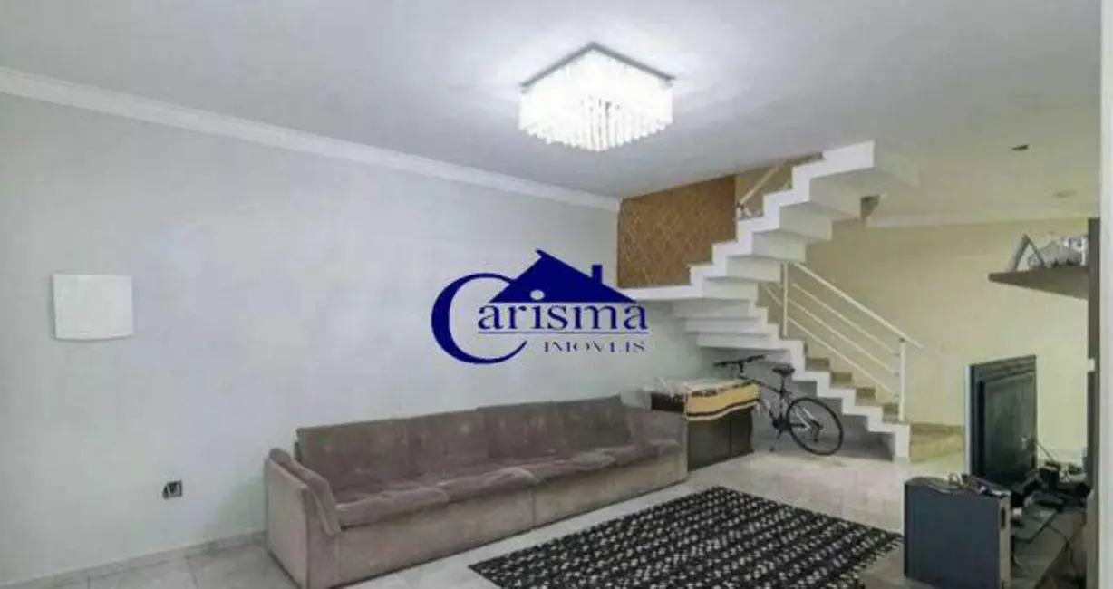 Foto 3 de Sobrado com 3 quartos para alugar, 266m2 em Vila Alzira, Santo Andre - SP
