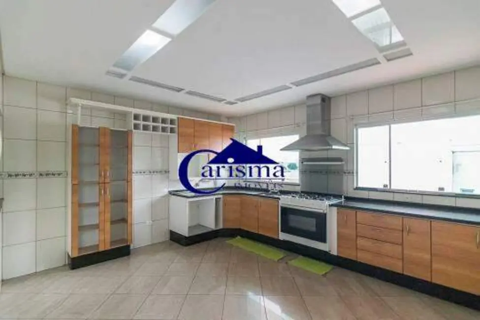 Sobrado com 3 quartos para alugar, 257m2 em Jardim Paraíso, Santo Andre - SP - imagem 6 Foto 6 de Sobrado com 3 quartos para alugar, 257m2 em Jardim Paraíso, Santo Andre - SP