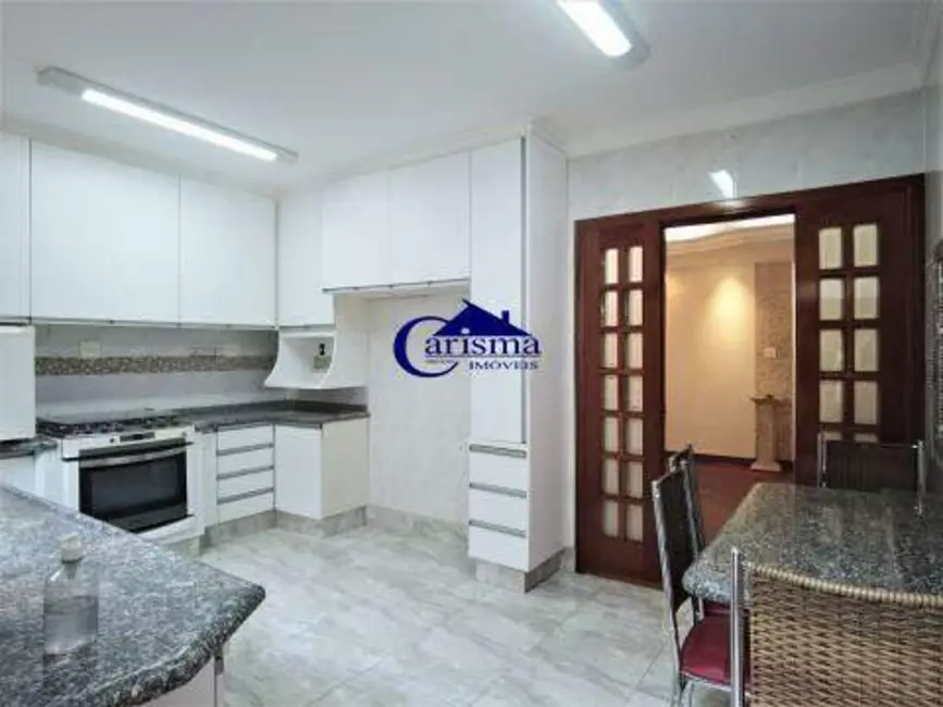 Foto 8 de Sobrado com 3 quartos para alugar, 209m2 em Vila Camilópolis, Santo Andre - SP