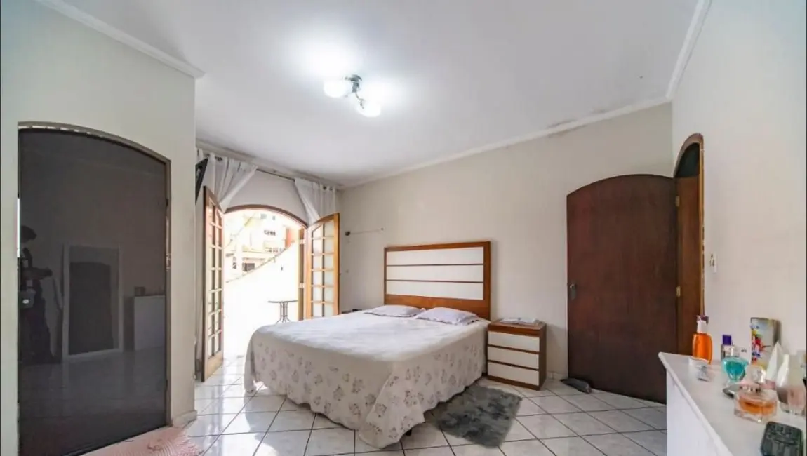 Foto 5 de Sobrado com 3 quartos para alugar, 158m2 em Jardim Las Vegas, Santo Andre - SP