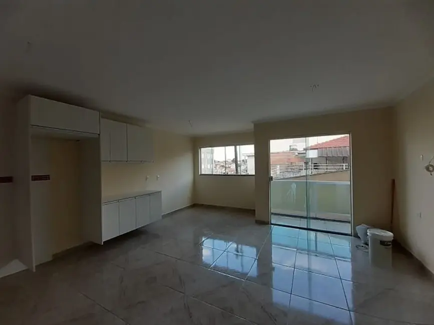 Foto 2 de Sobrado com 3 quartos para alugar, 120m2 em Vila Helena, Santo Andre - SP