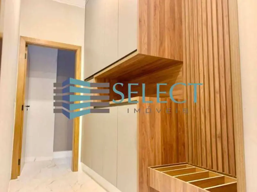 Casa de Condomínio com 3 quartos à venda em Sao Jose Do Rio Preto - SP - imagem 3 Foto 3 de Casa de Condomínio com 3 quartos à venda em Sao Jose Do Rio Preto - SP