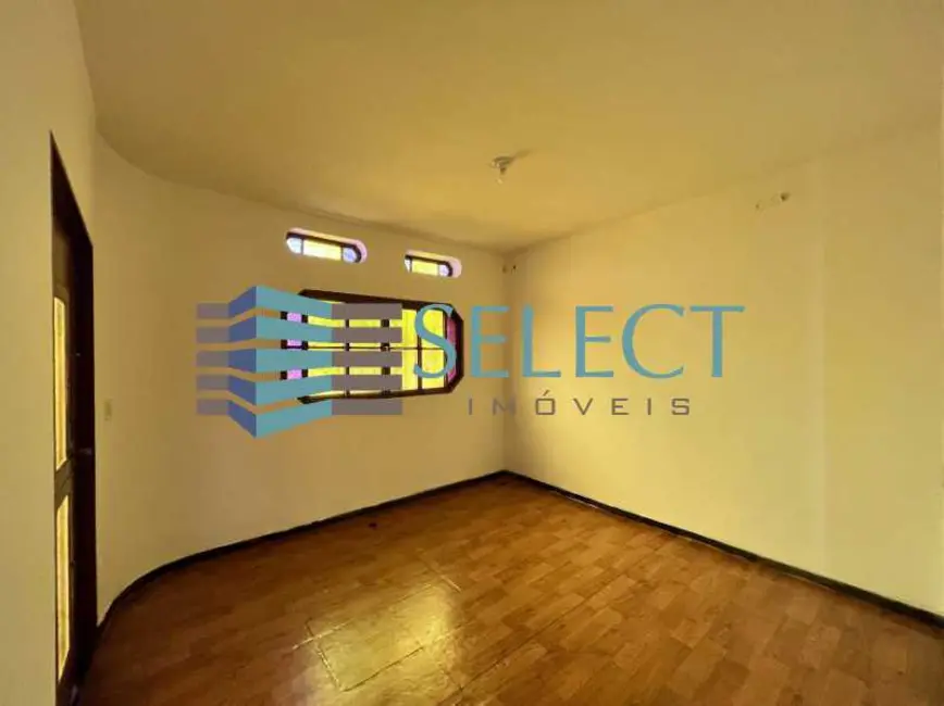 Casa com 2 quartos para alugar, 100m2 em Sao Jose Do Rio Preto - SP - imagem 2 Foto 2 de Casa com 2 quartos para alugar, 100m2 em Sao Jose Do Rio Preto - SP