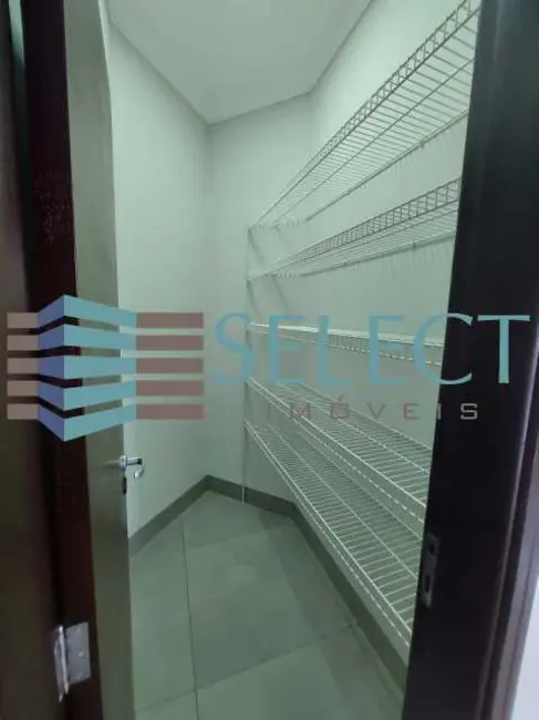 Casa de Condomínio com 4 quartos à venda, 235m2 em Sao Jose Do Rio Preto - SP - imagem 8 Foto 8 de Casa de Condomínio com 4 quartos à venda, 235m2 em Sao Jose Do Rio Preto - SP