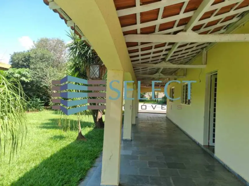 Chácara com 3 quartos à venda, 299m2 em Guapiacu - SP - imagem 4 Foto 4 de Chácara com 3 quartos à venda, 299m2 em Guapiacu - SP