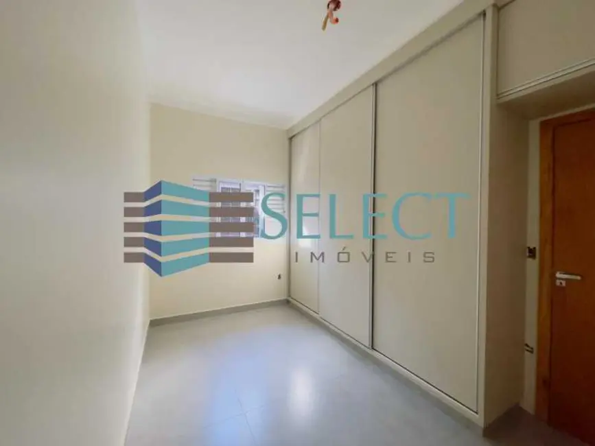 Foto 8 de Casa com 3 quartos à venda em Bady Bassitt - SP