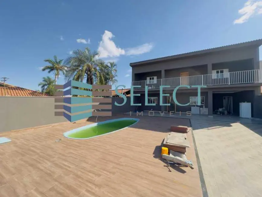 Foto 1 de Casa com 3 quartos à venda em Bady Bassitt - SP