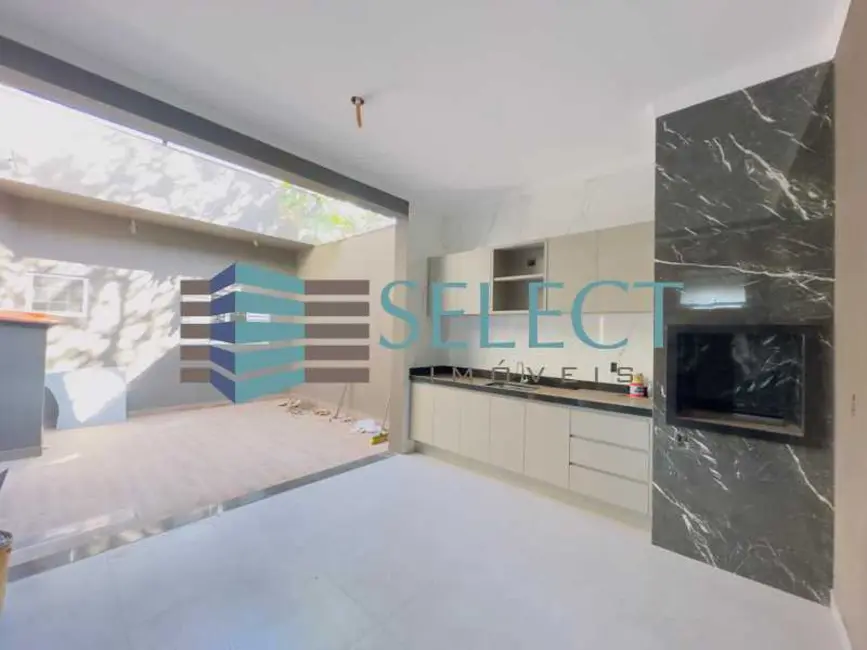 Foto 3 de Casa com 3 quartos à venda em Bady Bassitt - SP