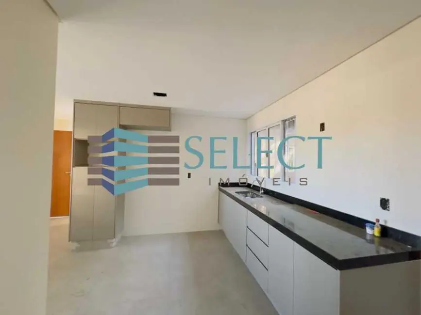 Foto 6 de Casa com 3 quartos à venda em Bady Bassitt - SP