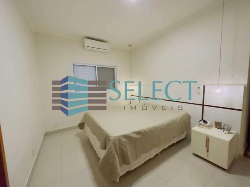 Casa de Condomínio com 3 quartos para alugar em Sao Jose Do Rio Preto - SP - imagem 9 Foto 9 de Casa de Condomínio com 3 quartos para alugar em Sao Jose Do Rio Preto - SP