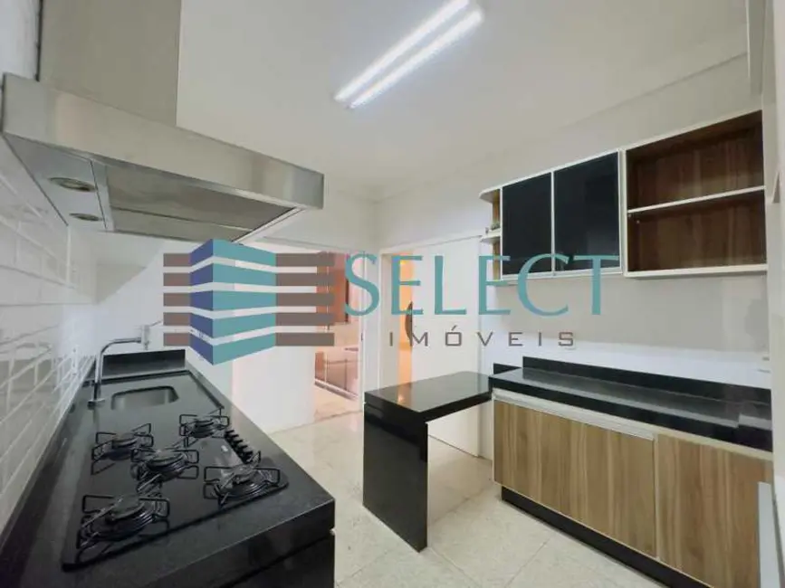 Casa de Condomínio com 3 quartos para alugar, 250m2 em Sao Jose Do Rio Preto - SP - imagem 8 Foto 8 de Casa de Condomínio com 3 quartos para alugar, 250m2 em Sao Jose Do Rio Preto - SP