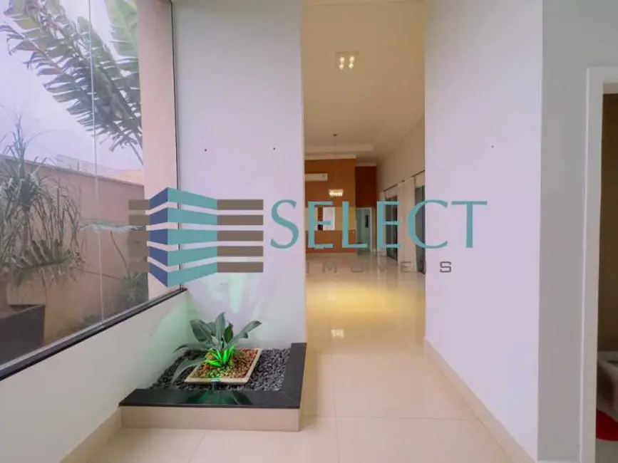 Casa de Condomínio com 3 quartos para alugar, 250m2 em Sao Jose Do Rio Preto - SP - imagem 6 Foto 6 de Casa de Condomínio com 3 quartos para alugar, 250m2 em Sao Jose Do Rio Preto - SP