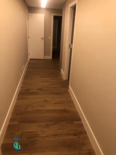 Apartamento com 3 quartos à venda, 193m2 em Campo Belo, São Paulo - SP - imagem 4 Foto 4 de Apartamento com 3 quartos à venda, 193m2 em Campo Belo, São Paulo - SP