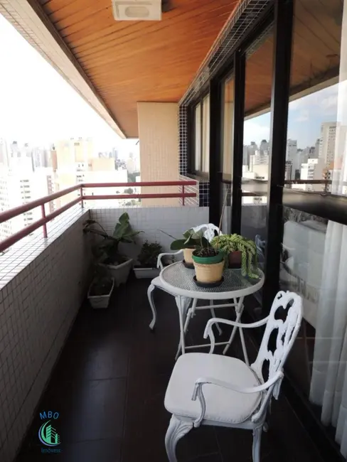 Apartamento com 3 quartos à venda, 117m2 em São Paulo - SP - imagem 2 Foto 2 de Apartamento com 3 quartos à venda, 117m2 em São Paulo - SP