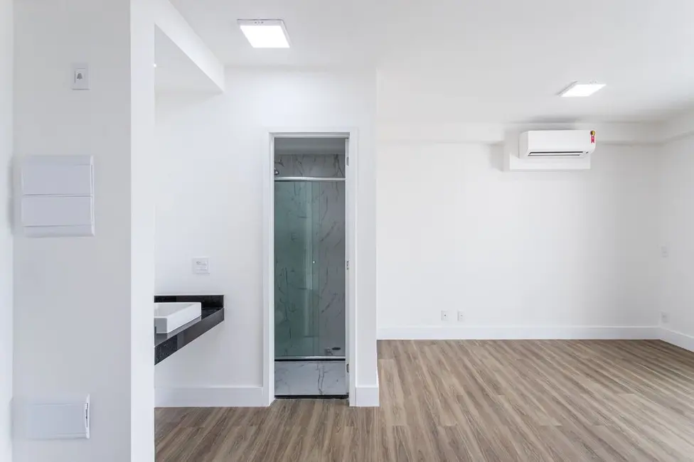 Foto 8 de Apartamento com 1 quarto à venda, 37m2 em Aclimação, São Paulo - SP