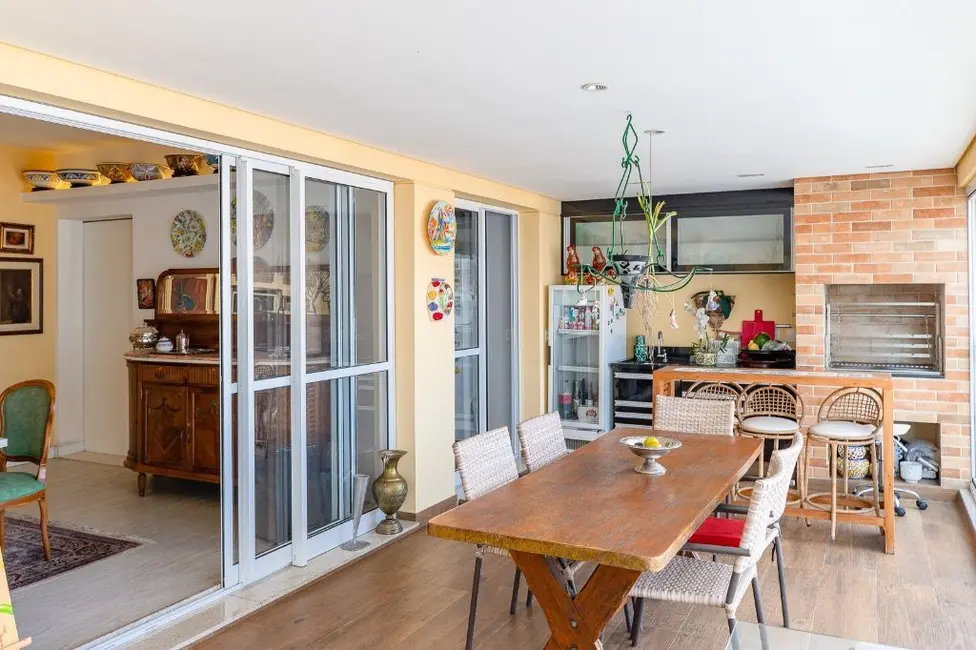 Foto 2 de Apartamento com 3 quartos à venda, 212m2 em Aclimação, São Paulo - SP