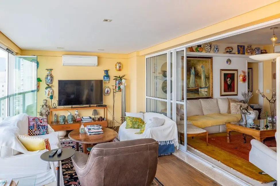 Foto 6 de Apartamento com 3 quartos à venda, 212m2 em Aclimação, São Paulo - SP
