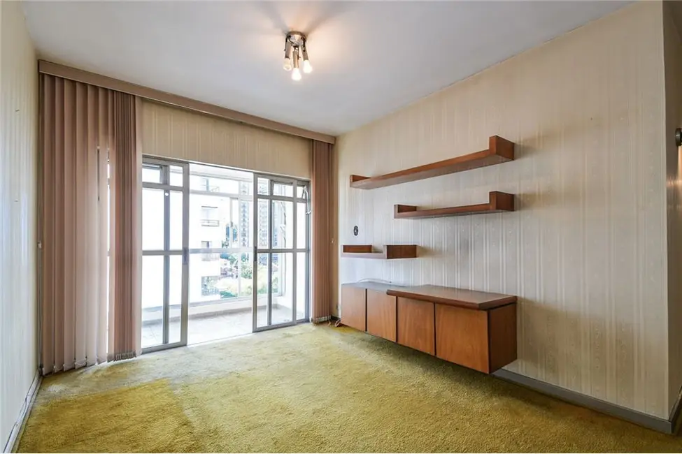 Apartamento com 3 quartos à venda, 146m2 em Aclimação, São Paulo - SP - imagem 8 Foto 8 de Apartamento com 3 quartos à venda, 146m2 em Aclimação, São Paulo - SP