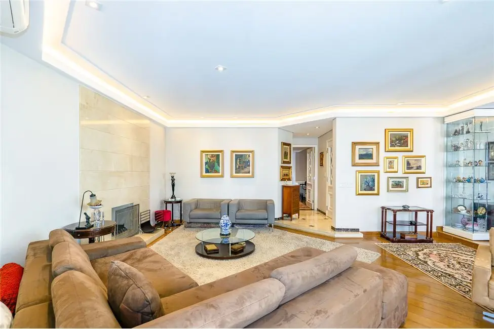 Foto 4 de Apartamento com 3 quartos à venda, 200m2 em Campo Belo, São Paulo - SP