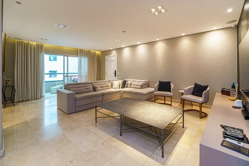 Apartamento com 3 quartos à venda, 192m2 em Campo Belo, São Paulo - SP - imagem 8 Foto 8 de Apartamento com 3 quartos à venda, 192m2 em Campo Belo, São Paulo - SP