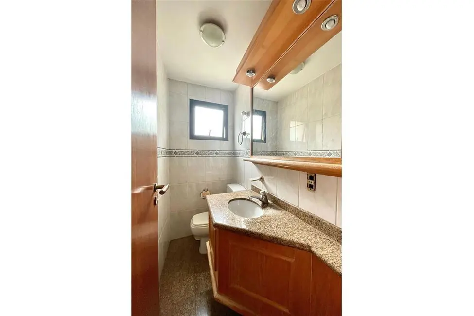 Apartamento com 4 quartos à venda, 177m2 em Aclimação, São Paulo - SP - imagem 4 Foto 4 de Apartamento com 4 quartos à venda, 177m2 em Aclimação, São Paulo - SP