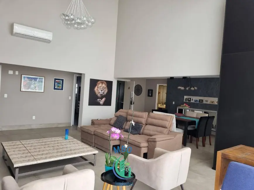 Apartamento com 3 quartos à venda, 238m2 em Vila Suzana, São Paulo - SP - imagem 5 Foto 5 de Apartamento com 3 quartos à venda, 238m2 em Vila Suzana, São Paulo - SP