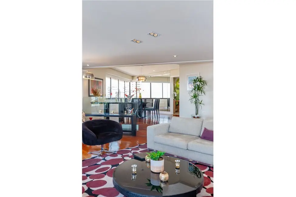 Apartamento com 4 quartos à venda, 247m2 em Aclimação, São Paulo - SP - imagem 7 Foto 7 de Apartamento com 4 quartos à venda, 247m2 em Aclimação, São Paulo - SP