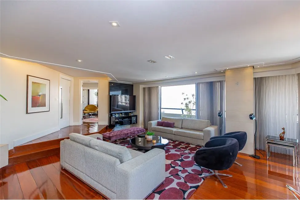 Apartamento com 4 quartos à venda, 247m2 em Aclimação, São Paulo - SP - imagem 2 Foto 2 de Apartamento com 4 quartos à venda, 247m2 em Aclimação, São Paulo - SP
