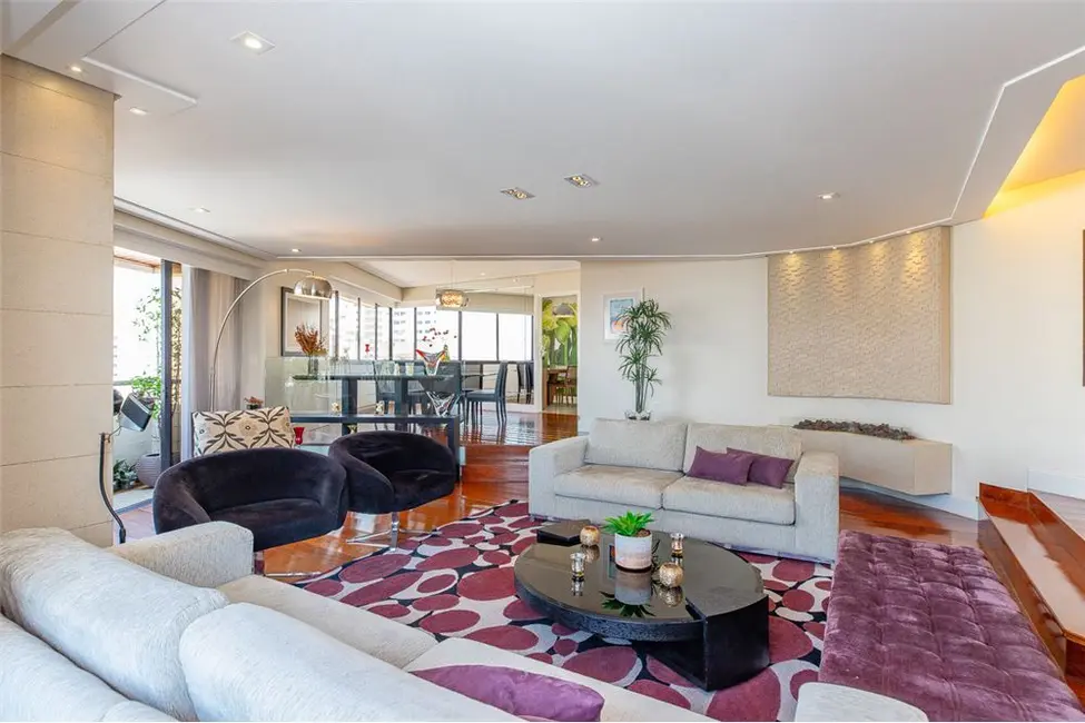 Apartamento com 4 quartos à venda, 247m2 em Aclimação, São Paulo - SP - imagem 6 Foto 6 de Apartamento com 4 quartos à venda, 247m2 em Aclimação, São Paulo - SP