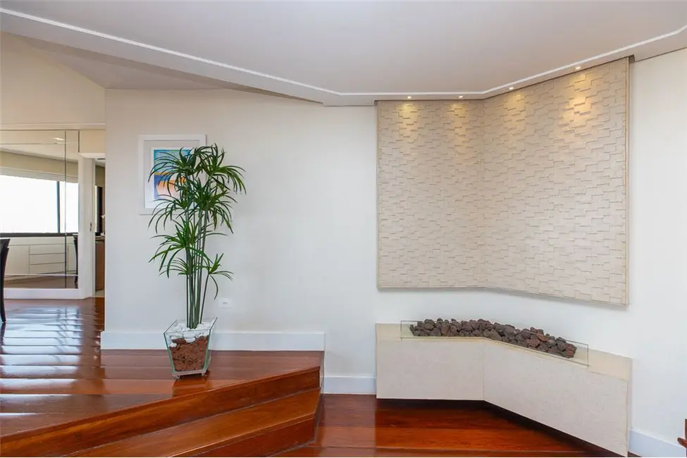 Apartamento com 4 quartos à venda, 247m2 em Aclimação, São Paulo - SP - imagem 5 Foto 5 de Apartamento com 4 quartos à venda, 247m2 em Aclimação, São Paulo - SP