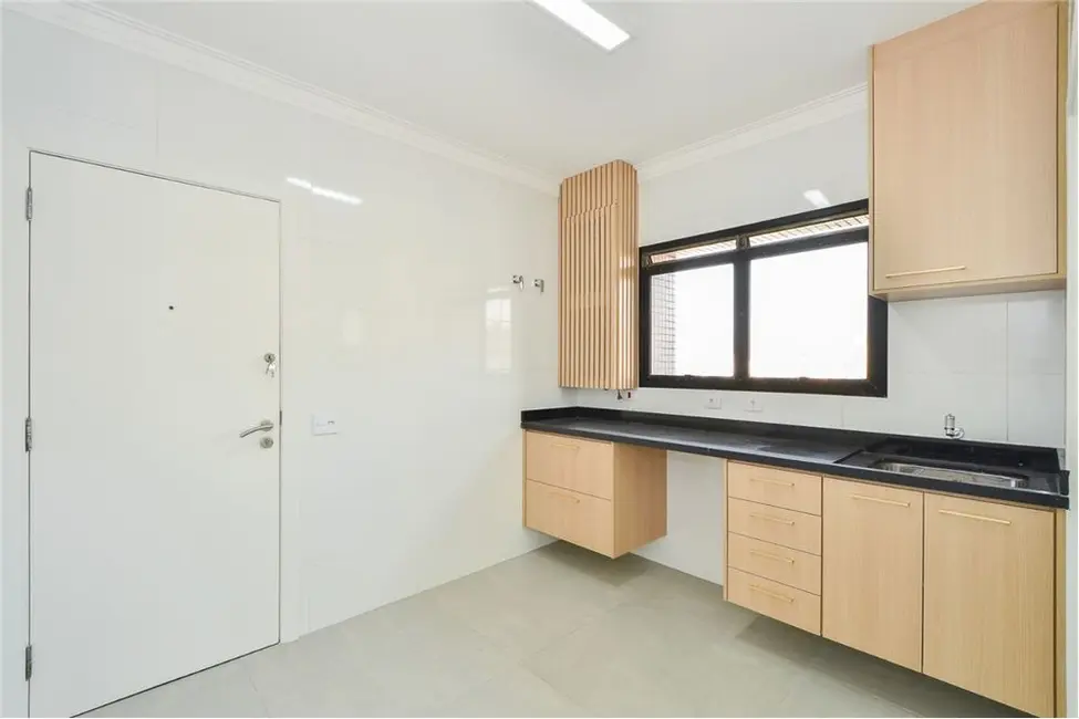 Apartamento com 5 quartos à venda, 185m2 em Aclimação, São Paulo - SP - imagem 5 Foto 5 de Apartamento com 5 quartos à venda, 185m2 em Aclimação, São Paulo - SP