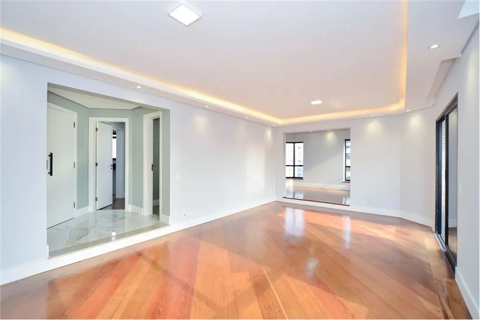 Foto 2 de Apartamento com 5 quartos à venda, 185m2 em Aclimação, São Paulo - SP