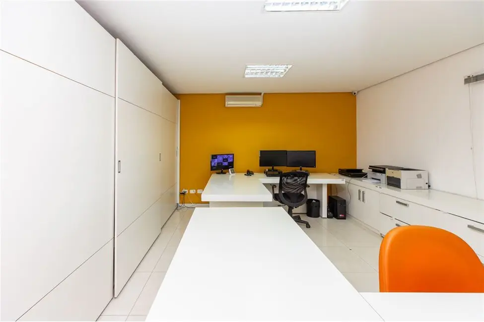 Casa com 9 quartos à venda, 304m2 em Vila Mariana, São Paulo - SP - imagem 4 Foto 4 de Casa com 9 quartos à venda, 304m2 em Vila Mariana, São Paulo - SP