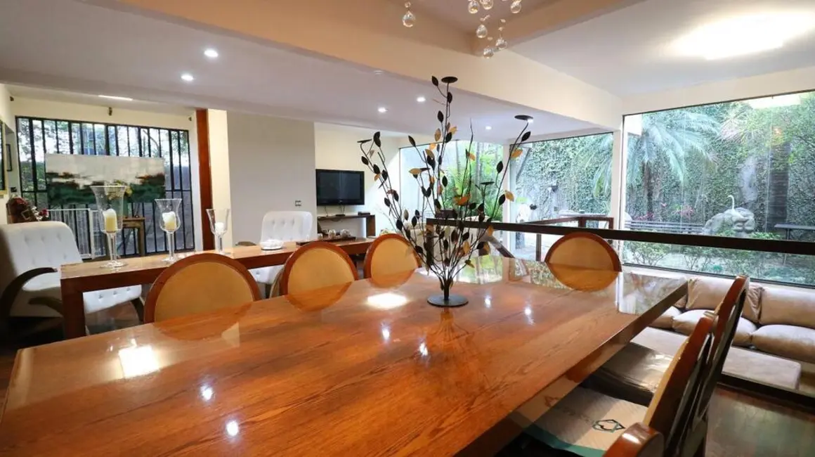 Foto 9 de Casa com 5 quartos à venda, 337m2 em Vila Mariana, São Paulo - SP