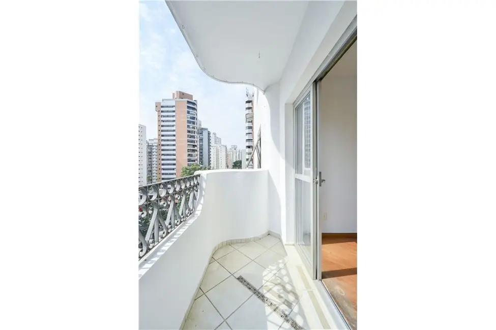 Apartamento com 3 quartos à venda, 92m2 em Moema, São Paulo - SP - imagem 6 Foto 6 de Apartamento com 3 quartos à venda, 92m2 em Moema, São Paulo - SP
