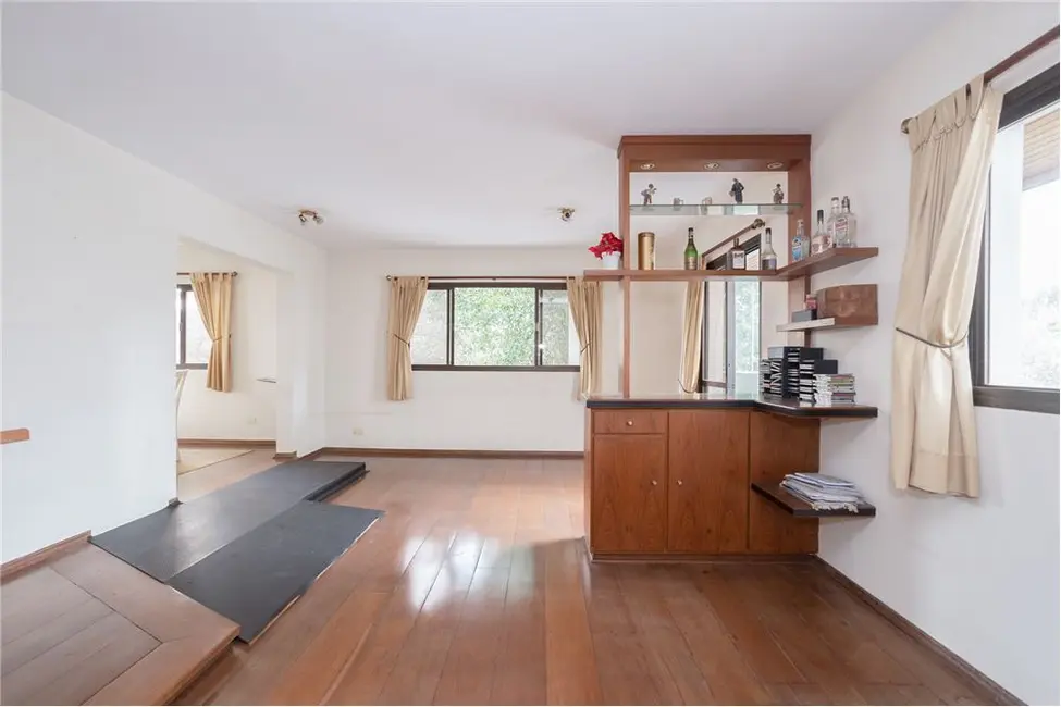 Foto 2 de Apartamento com 4 quartos à venda, 204m2 em Moema, São Paulo - SP