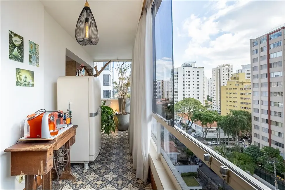 Apartamento com 3 quartos à venda, 208m2 em Moema, São Paulo - SP - imagem 8 Foto 8 de Apartamento com 3 quartos à venda, 208m2 em Moema, São Paulo - SP