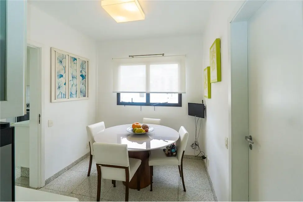 Foto 5 de Apartamento com 4 quartos à venda, 201m2 em Moema, São Paulo - SP