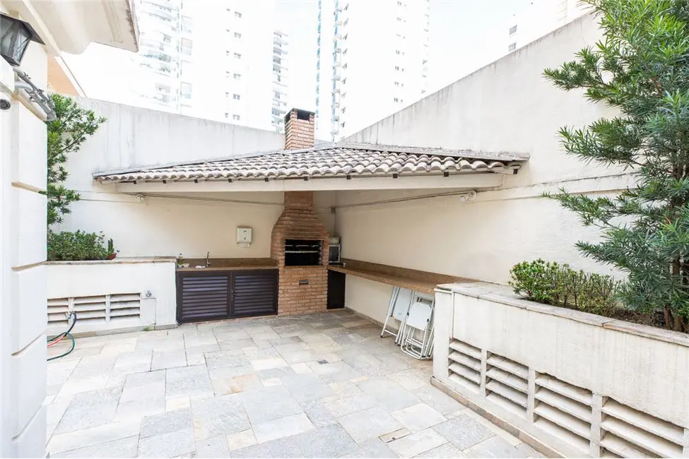 Apartamento com 4 quartos à venda, 150m2 em Moema, São Paulo - SP - imagem 4 Foto 4 de Apartamento com 4 quartos à venda, 150m2 em Moema, São Paulo - SP