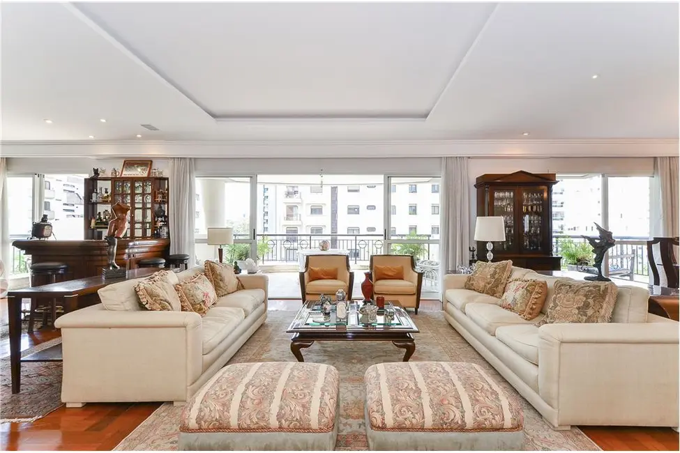 Apartamento com 3 quartos à venda, 300m2 em Moema, São Paulo - SP - imagem 1 Foto 1 de Apartamento com 3 quartos à venda, 300m2 em Moema, São Paulo - SP