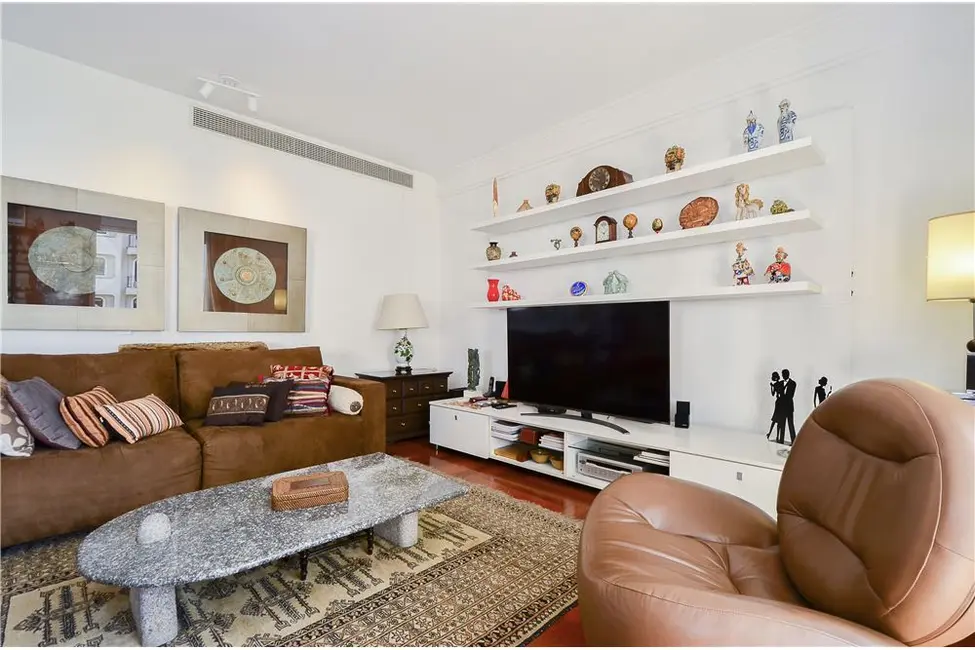 Apartamento com 3 quartos à venda, 300m2 em Moema, São Paulo - SP - imagem 7 Foto 7 de Apartamento com 3 quartos à venda, 300m2 em Moema, São Paulo - SP