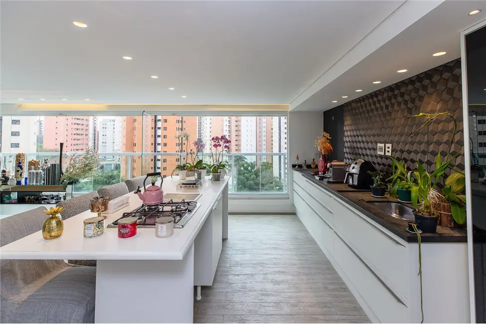 Apartamento com 4 quartos à venda, 335m2 em Moema, São Paulo - SP - imagem 4 Foto 4 de Apartamento com 4 quartos à venda, 335m2 em Moema, São Paulo - SP