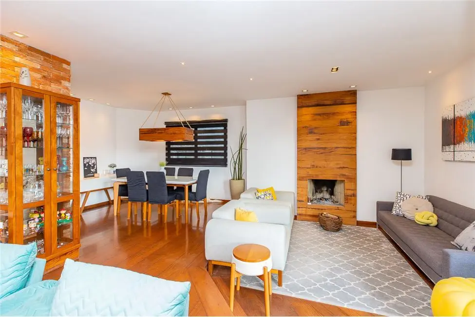 Apartamento com 3 quartos à venda, 181m2 em Moema, São Paulo - SP - imagem 5 Foto 5 de Apartamento com 3 quartos à venda, 181m2 em Moema, São Paulo - SP