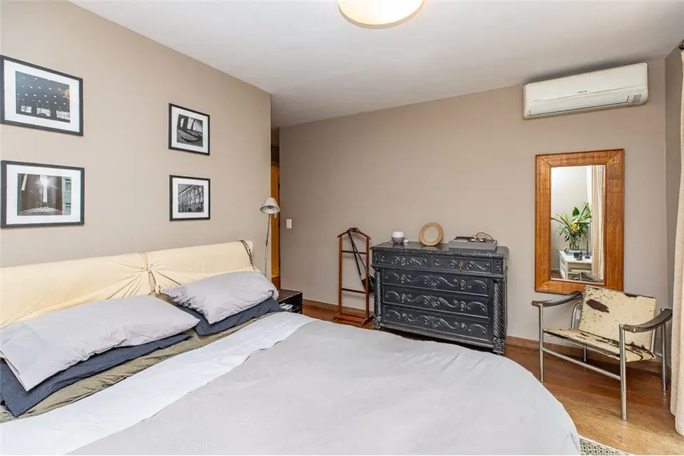 Apartamento com 3 quartos à venda, 210m2 em Itaim Bibi, São Paulo - SP - imagem 6 Foto 6 de Apartamento com 3 quartos à venda, 210m2 em Itaim Bibi, São Paulo - SP