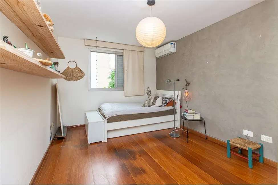 Apartamento com 3 quartos à venda, 210m2 em Itaim Bibi, São Paulo - SP - imagem 3 Foto 3 de Apartamento com 3 quartos à venda, 210m2 em Itaim Bibi, São Paulo - SP