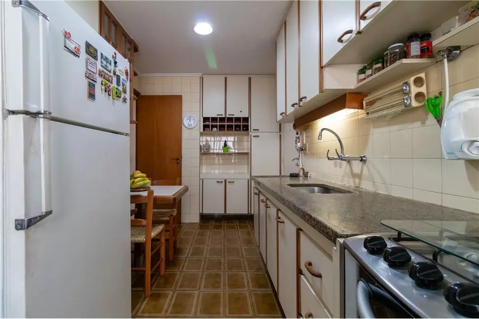 Foto 9 de Apartamento com 3 quartos à venda, 143m2 em Itaim Bibi, São Paulo - SP