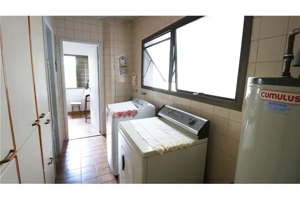 Foto 2 de Apartamento com 4 quartos à venda, 173m2 em Itaim Bibi, São Paulo - SP