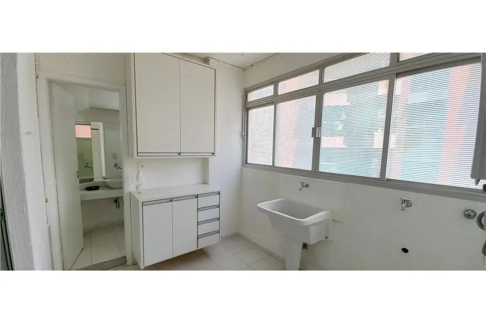Foto 2 de Apartamento com 3 quartos à venda, 168m2 em Itaim Bibi, São Paulo - SP